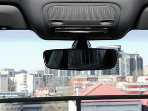 201740 TFSI quattro ȫr(sh)(q)\(yn)(dng) ܇(ni)ҕR