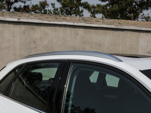 201735 TFSI quattro ȫrL ^