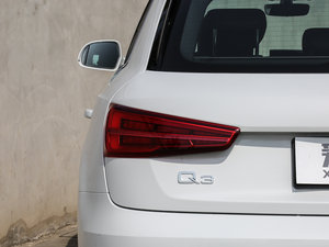 201735 TFSI quattro ȫrL ^