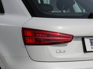 201735 TFSI quattro ȫrL ^