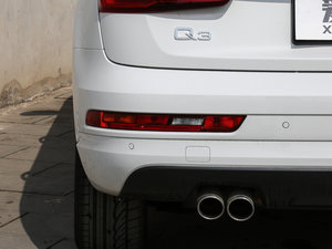 201735 TFSI quattro ȫrL ^