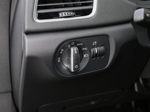 201735 TFSI quattro ȫr(sh)(q)L(fng) п؅^(q)