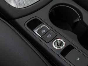 201735 TFSI quattro ȫr(q)L(fng) v܇Ƅ