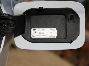 201740 TFSI quattro ȫr\ ^