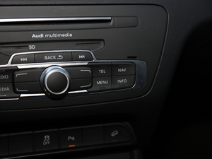 201740 TFSI quattro ȫr\ п؅^