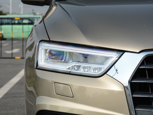 201740 TFSI quattro ȫrL ^