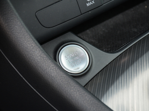 201740 TFSI quattro ȫrL g