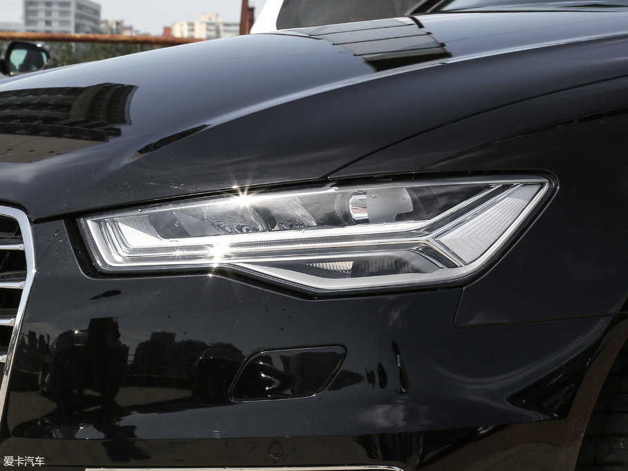 2018WA6L 30o 35 TFSI r