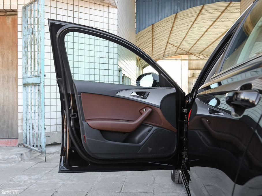 2018WA6L 30o(j) 35 TFSI r