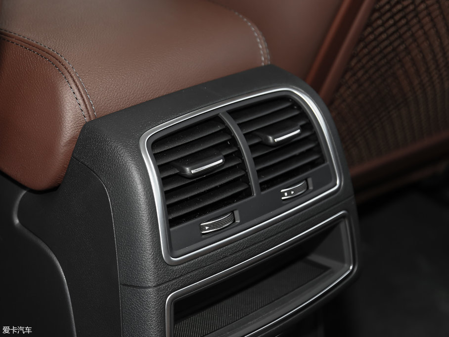 2018WA6L 30o(j) 35 TFSI r