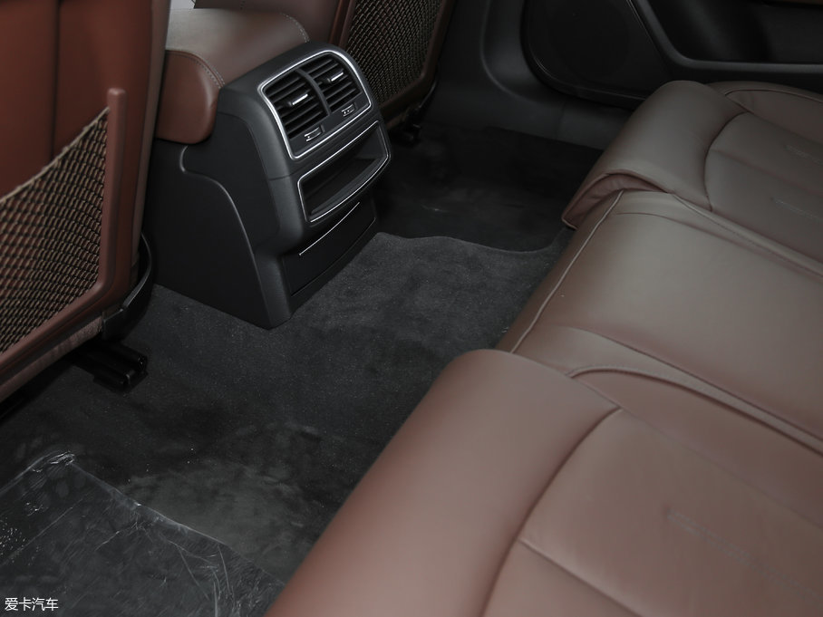 2018WA6L 30o(j) 35 TFSI r