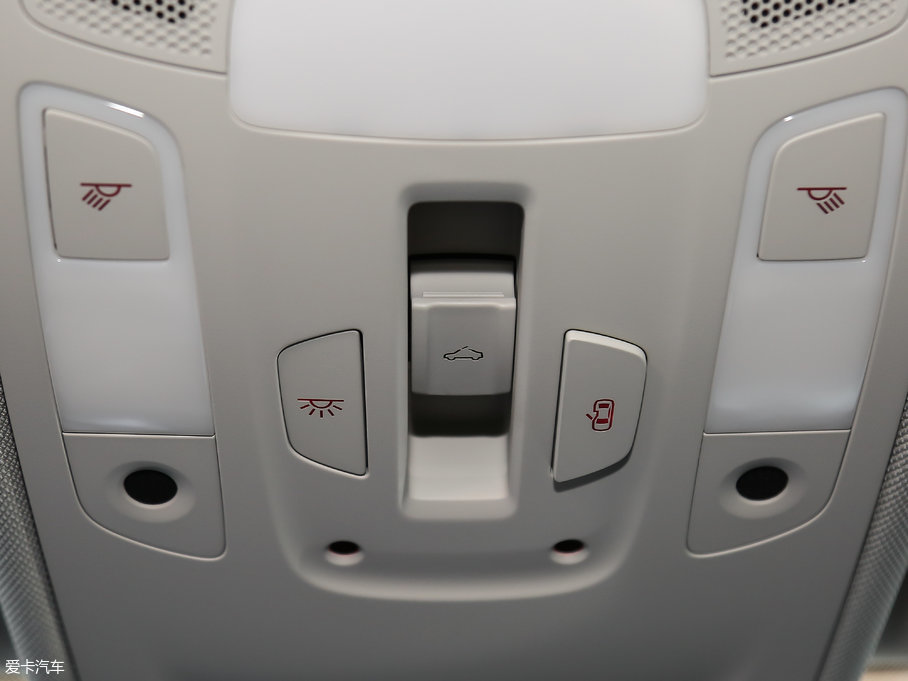 2018WA6L 30o(j) 35 TFSI r(sh)