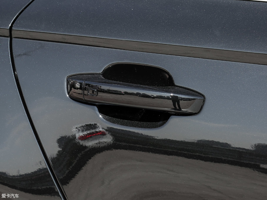 2018WA6L 30o TFSI Mȡ