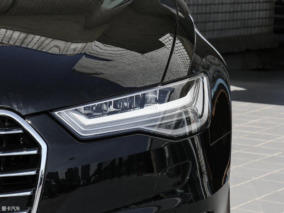 2018WA6L 30o TFSI Mȡ