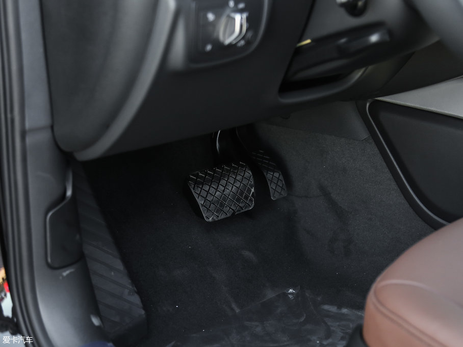 2018WA6L 30o TFSI Mȡ