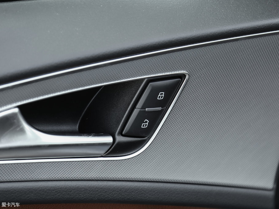 2018WA6L 30o TFSI Mȡ