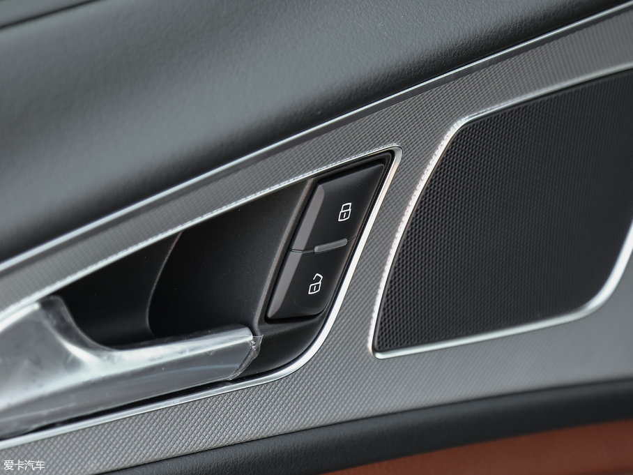 2018WA6L 30o TFSI Mȡ