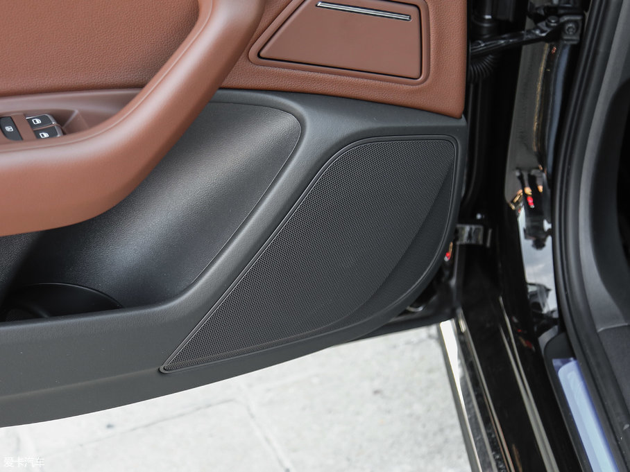 2018WA6L 30o TFSI Mȡ