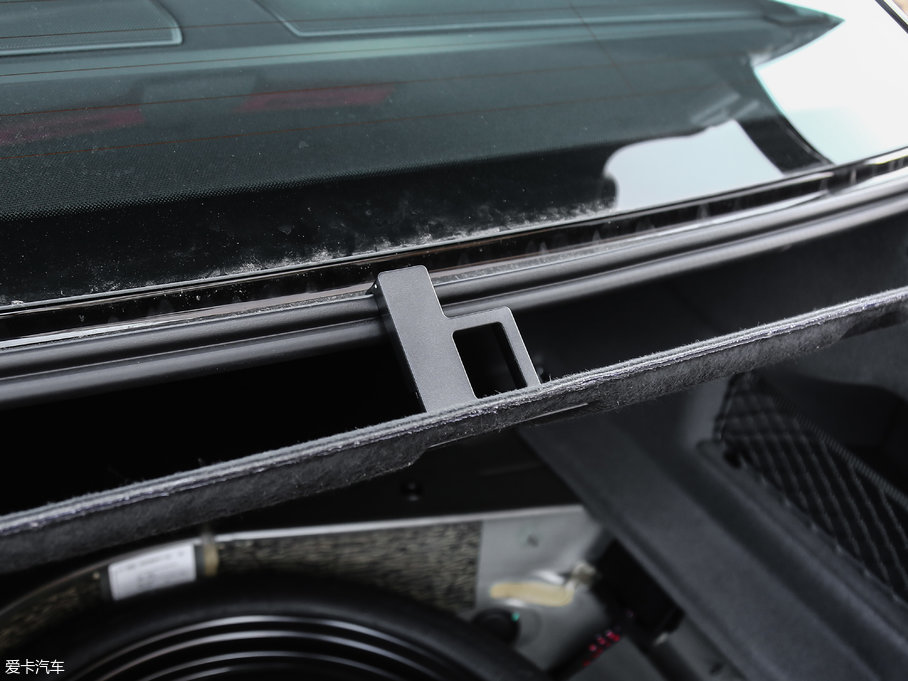 2018WA6L 30o(j) TFSI M(jn)ȡ