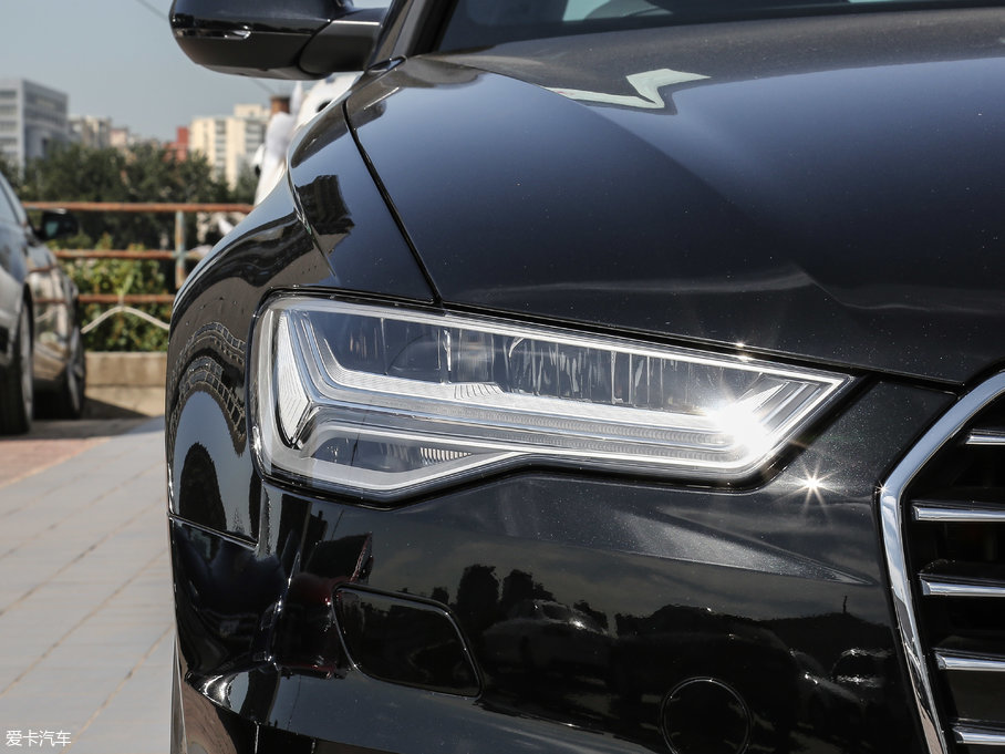 2018WA6L 30o 35 TFSI \