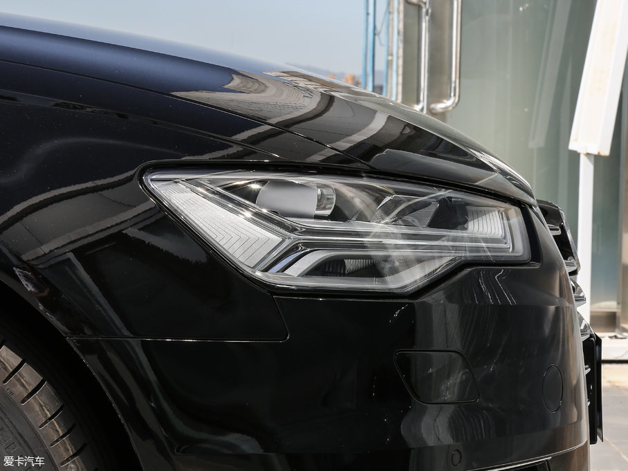 2018WA6L 30o 35 TFSI \