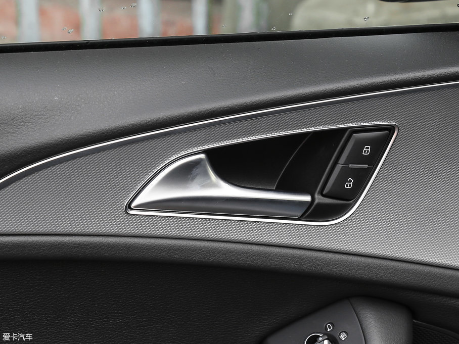 2018WA6L 30o 45 TFSI quattro \