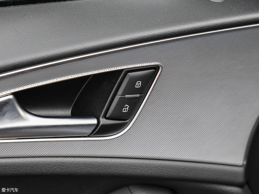 2018WA6L 30o 45 TFSI quattro \