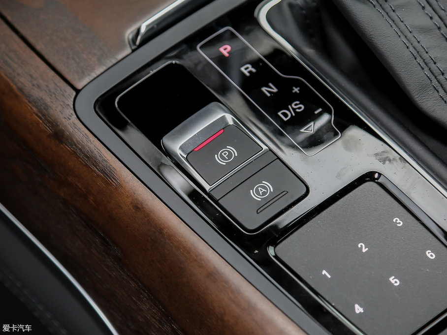 2018WA6L 30o 50 TFSI quattro 