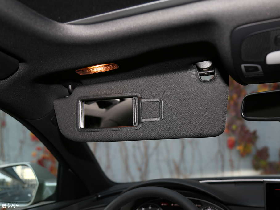 2018WA6L 30o 35 TFSI \