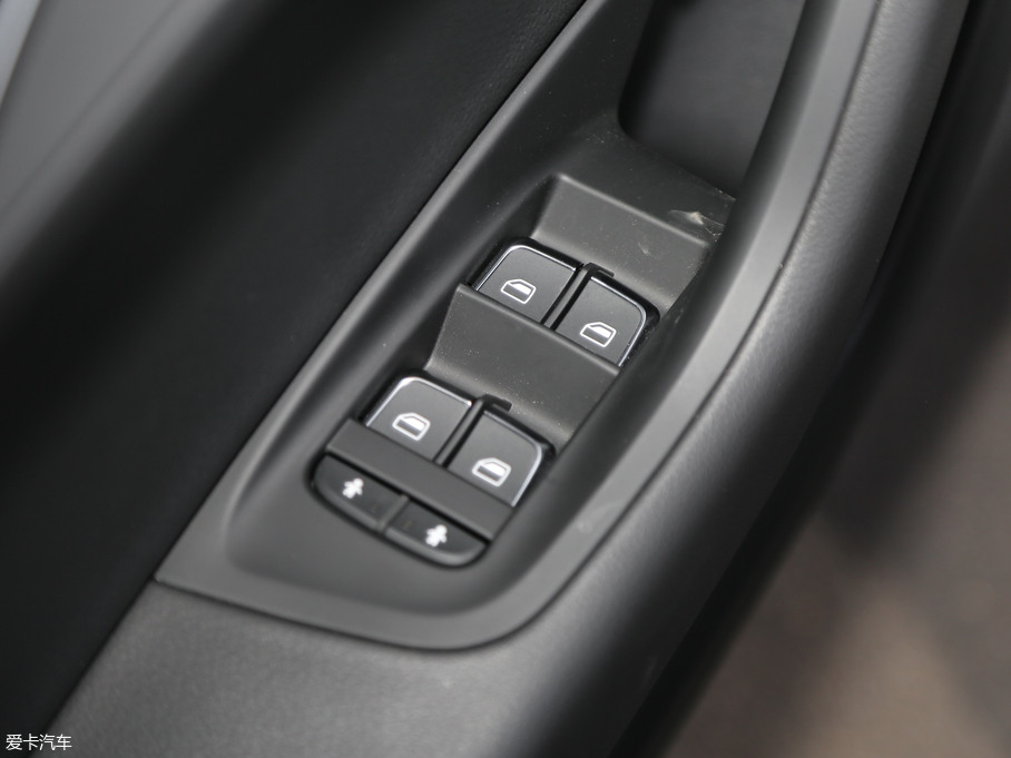 2018WA6L 30o 35 TFSI \