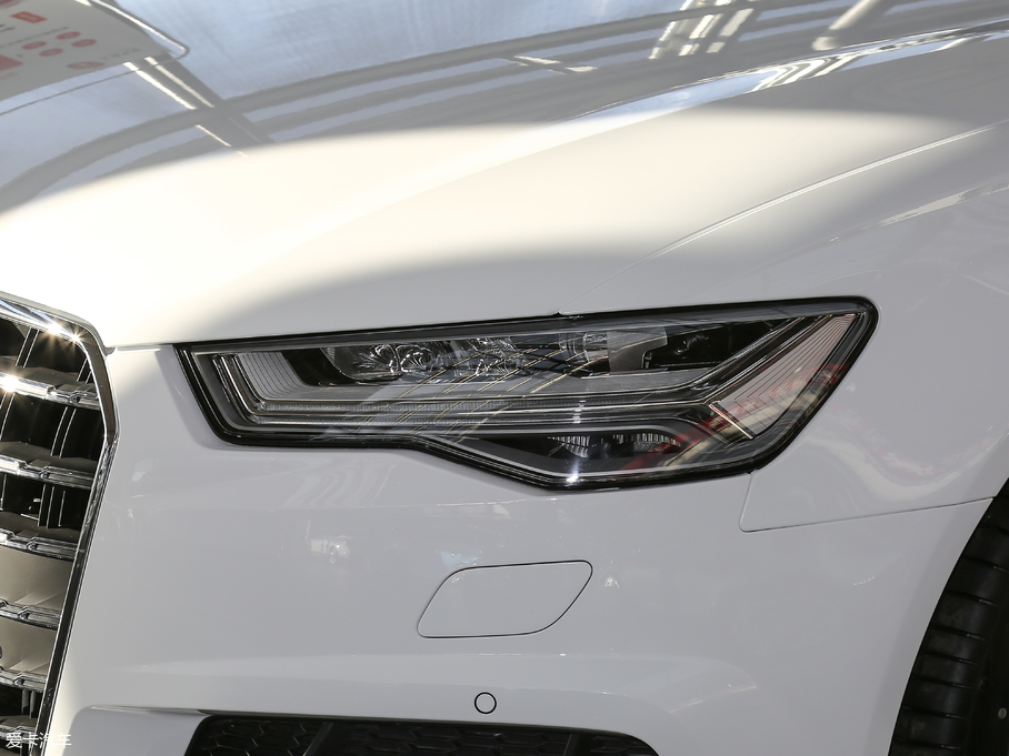 2018WA6L 30o 45 TFSI quattro \