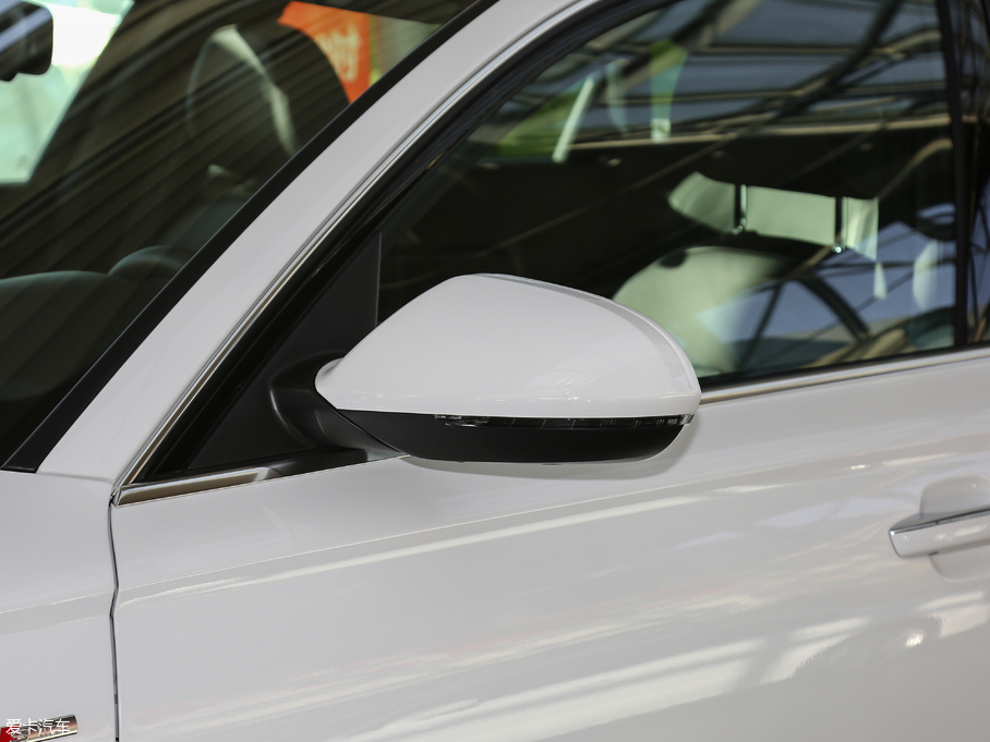 2018WA6L 30o 45 TFSI quattro \