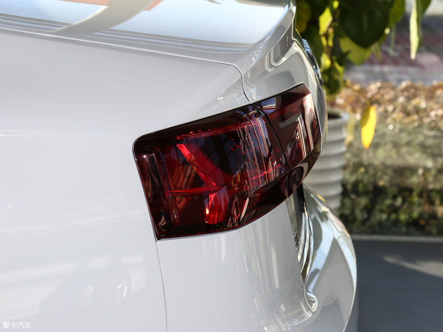 2018WA6L 30o 45 TFSI quattro \