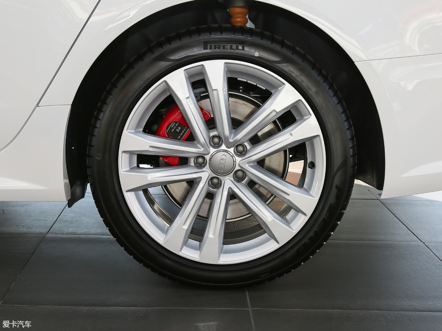 2018WA6L 30o 45 TFSI quattro \