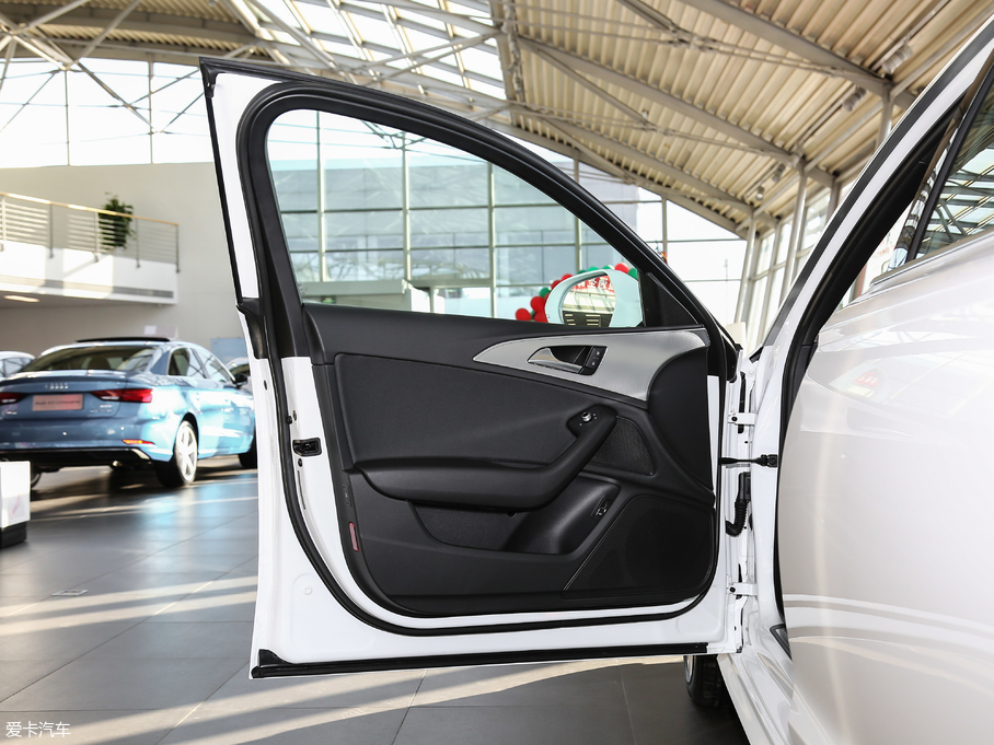 2018WA6L 30o 45 TFSI quattro \