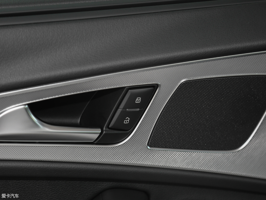 2018WA6L 30o 45 TFSI quattro \