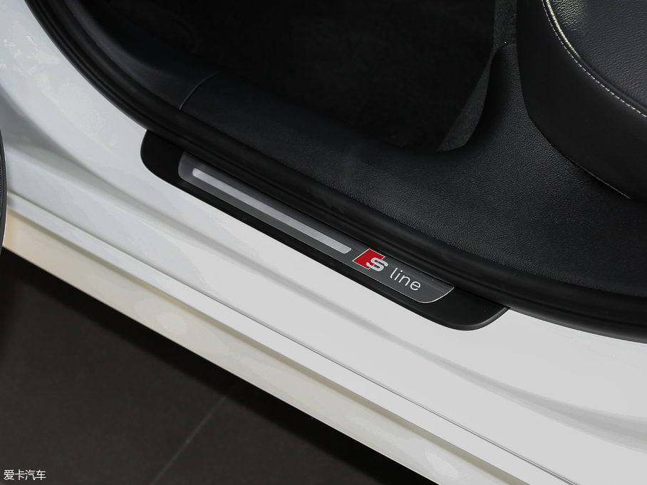 2018WA6L 30o 45 TFSI quattro \