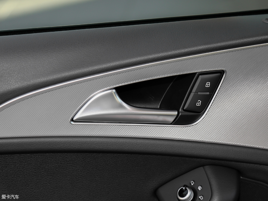 2018WA6L 30o 45 TFSI quattro \