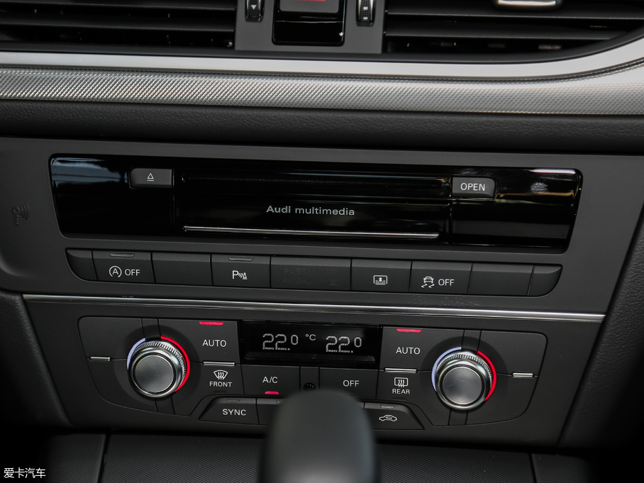 2018?yun)WA6L 30o(j) 45 TFSI quattro \(yn)(dng)