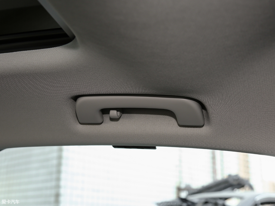 2018WA6L 30o(j) 45 TFSI quattro A