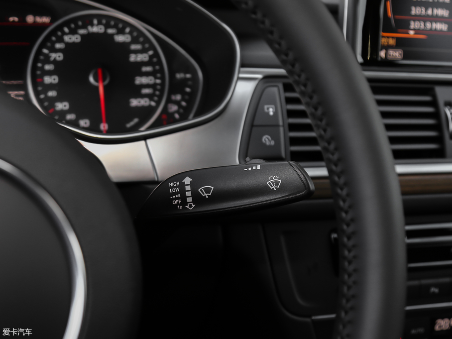 2018��?yu��n)W��A6L 30����o(j��)��� 45 TFSI quattro ���A��