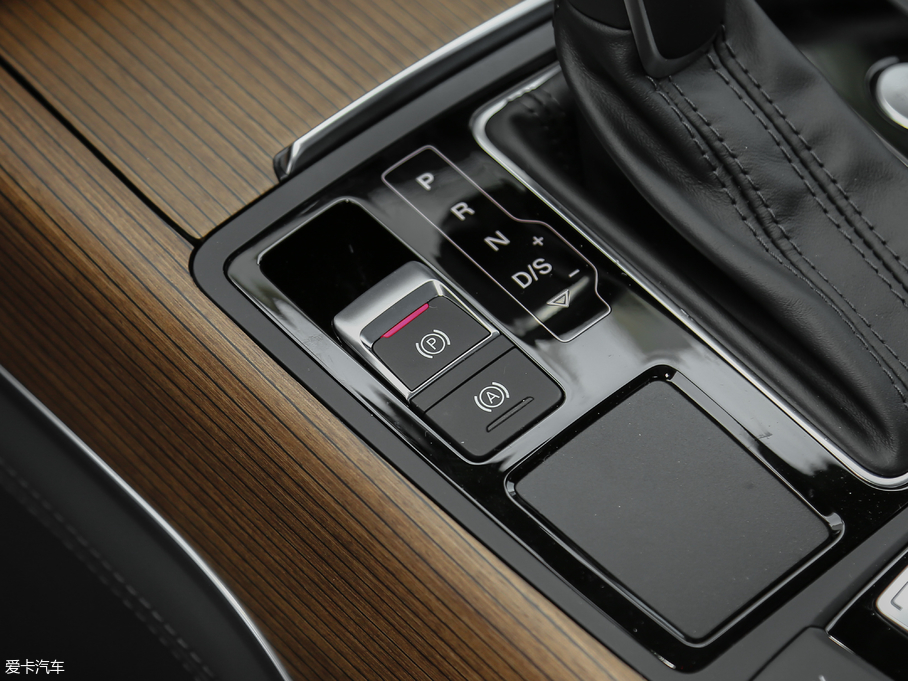 2018WA6L 30o(j) 45 TFSI quattro A