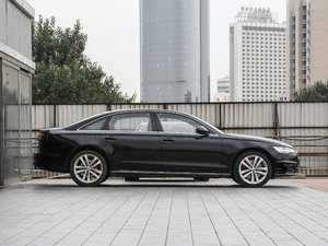 201830o 45 TFSI quattro \ w^