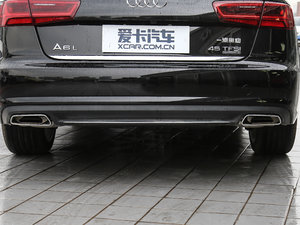 201830o 45 TFSI quattro \ Ś