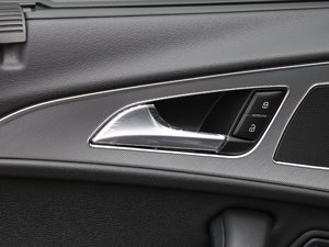 201830o 45 TFSI quattro \ g