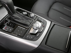 201830o 45 TFSI quattro \ {