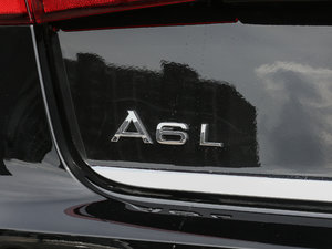 201830o 50 TFSI quattro  ^