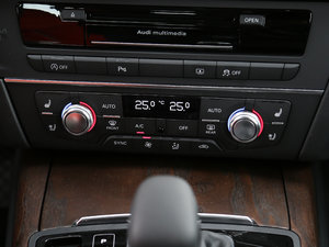 201830o 50 TFSI quattro  {{