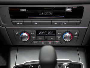 201830o 35 TFSI \ {{