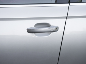 201830o 35 TFSI \ {T